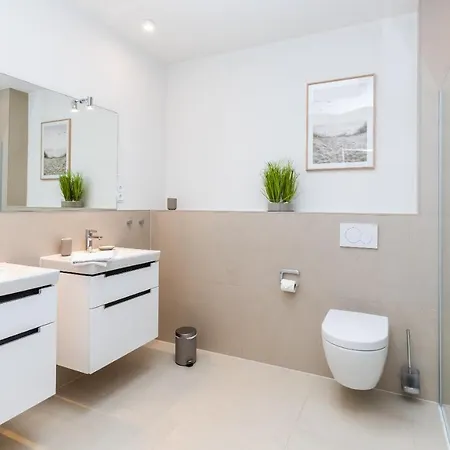 Penthouse Akoja Lejlighed *